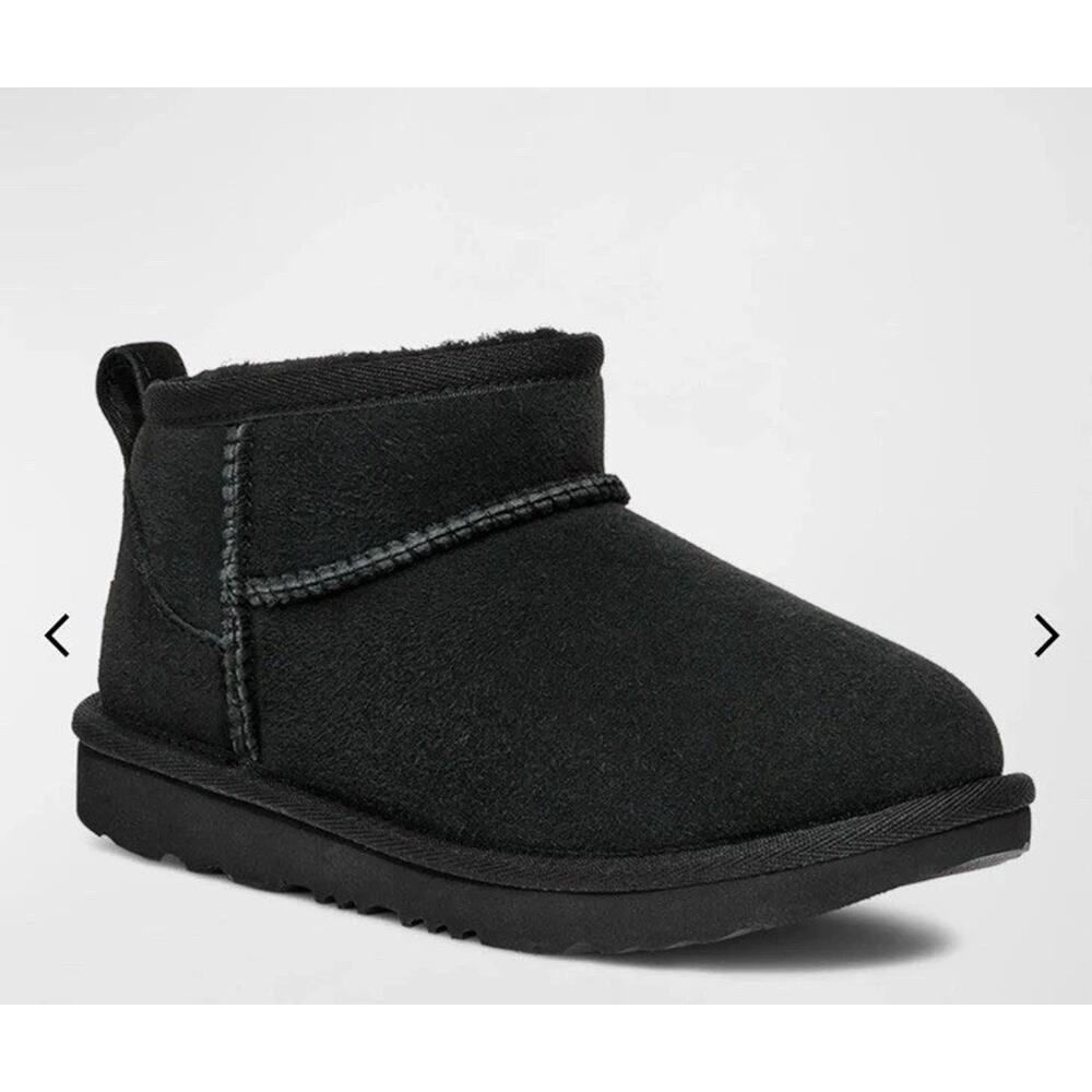 UGG Kid's Classic Ultra Mini Bootie Little Kids Size 8c NEW